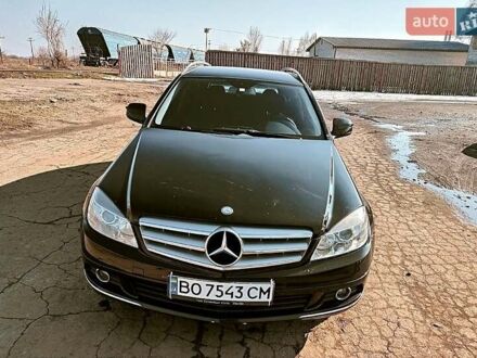 Мерседес Ц-Класс 2008 в Глобино на Automoto.ua Черный Мерседес Ц-Класс, объемом двигателя 2.1 л и пробегом 372 тыс. км за 8500 $, фото 1 на Automoto.ua