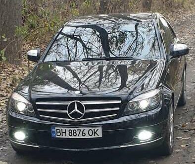 Мерседес Ц-Класс 2008 в Измаиле на Automoto.ua Черный Мерседес Ц-Класс, объемом двигателя 3 л и пробегом 211 тыс. км за 9000 $, фото 1 на Automoto.ua