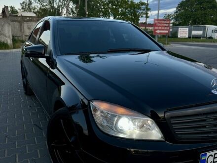 Черный Мерседес Ц-Класс, объемом двигателя 1.8 л и пробегом 189 тыс. км за 9500 $, фото 1 на Automoto.ua