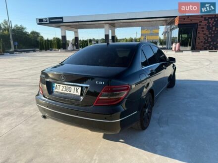 Чорний Мерседес Ц-Клас, об'ємом двигуна 2.2 л та пробігом 435 тис. км за 6650 $, фото 1 на Automoto.ua