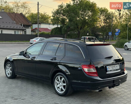 Чорний Мерседес Ц-Клас, об'ємом двигуна 2.15 л та пробігом 415 тис. км за 7800 $, фото 1 на Automoto.ua