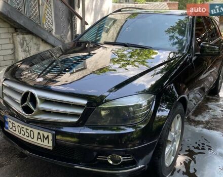 Чорний Мерседес Ц-Клас, об'ємом двигуна 1.6 л та пробігом 230 тис. км за 9300 $, фото 1 на Automoto.ua