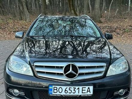 Чорний Мерседес Ц-Клас, об'ємом двигуна 2.15 л та пробігом 370 тис. км за 8000 $, фото 1 на Automoto.ua