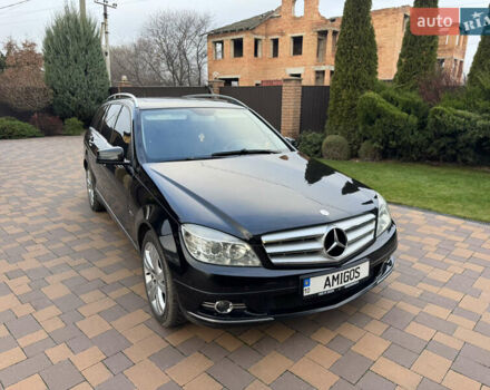 Чорний Мерседес Ц-Клас, об'ємом двигуна 2.14 л та пробігом 349 тис. км за 9950 $, фото 1 на Automoto.ua