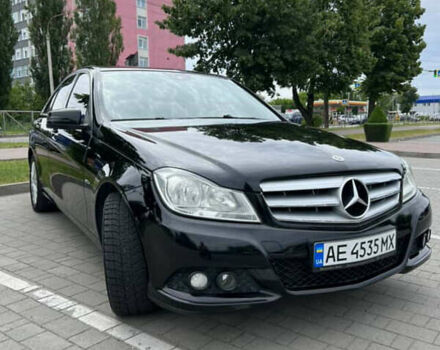 Черный Мерседес Ц-Класс, объемом двигателя 1.8 л и пробегом 172 тыс. км за 9200 $, фото 1 на Automoto.ua