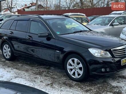 Мерседес Ц-Клас 2011 у Коломые на Automoto.ua Чорний Мерседес Ц-Клас, об'ємом двигуна 2.2 л та пробігом 375 тис. км за 10300 $, фото 1 на Automoto.ua