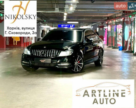 Чорний Мерседес Ц-Клас, об'ємом двигуна 1.8 л та пробігом 280 тис. км за 12900 $, фото 1 на Automoto.ua