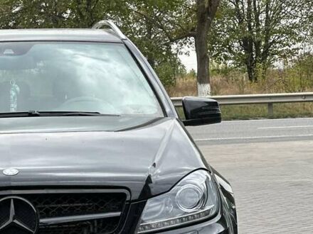 Мерседес Ц-Класс 2011 в Бершаде на Automoto.ua Черный Мерседес Ц-Класс, объемом двигателя 2.99 л и пробегом 294 тыс. км за 16500 $, фото 1 на Automoto.ua