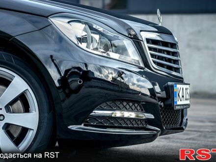 Мерседес Ц-Класс 2011 в Киеве на Automoto.ua Черный Мерседес Ц-Класс, объемом двигателя 1.8 л и пробегом 168 тыс. км за 11900 $, фото 1 на Automoto.ua