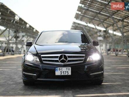 Мерседес Ц-Класс 2012 в Львове на Automoto.ua Черный Мерседес Ц-Класс, объемом двигателя 1.8 л и пробегом 234 тыс. км за 11350 $, фото 1 на Automoto.ua