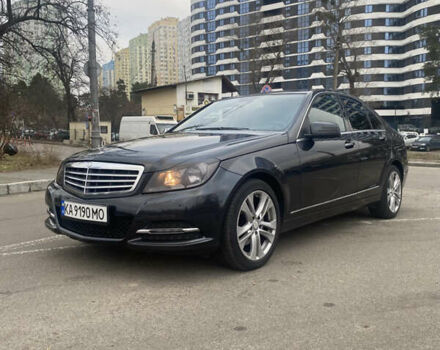 Черный Мерседес Ц-Класс, объемом двигателя 3 л и пробегом 232 тыс. км за 12800 $, фото 1 на Automoto.ua