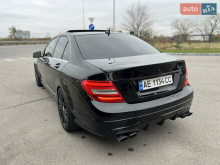 Мерседес Ц-Клас 2012 у Дніпро (Дніпропетровську) на Automoto.ua Чорний Мерседес Ц-Клас, об'ємом двигуна 1.8 л та пробігом 217 тис. км за 11000 $, фото 1 на Automoto.ua