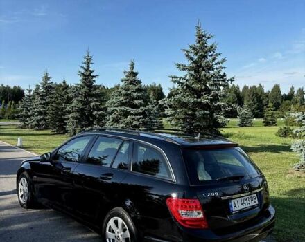 Чорний Мерседес Ц-Клас, об'ємом двигуна 2.15 л та пробігом 253 тис. км за 11999 $, фото 1 на Automoto.ua