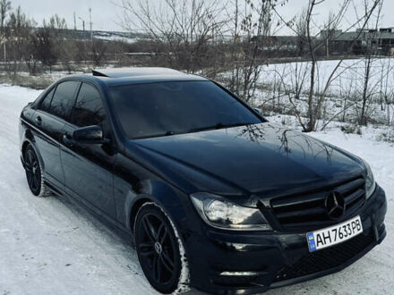Мерседес Ц-Класс 2012 в Краматорске на Automoto.ua Черный Мерседес Ц-Класс, объемом двигателя 1.8 л и пробегом 214 тыс. км за 11799 $, фото 1 на Automoto.ua