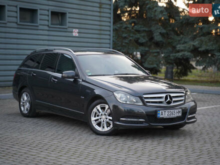 Мерседес Ц-Класс 2012 в Ивано-Франковске на Automoto.ua Черный Мерседес Ц-Класс, объемом двигателя 2.2 л и пробегом 354 тыс. км за 11550 $, фото 1 на Automoto.ua