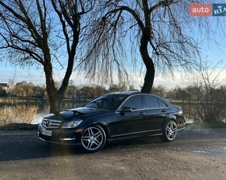Черный Мерседес Ц-Класс, объемом двигателя 1.8 л и пробегом 229 тыс. км за 9800 $, фото 1 на Automoto.ua