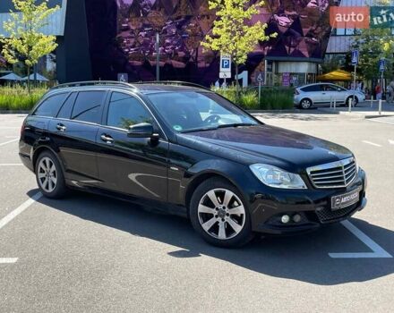 Черный Мерседес Ц-Класс, объемом двигателя 2.14 л и пробегом 284 тыс. км за 10990 $, фото 1 на Automoto.ua