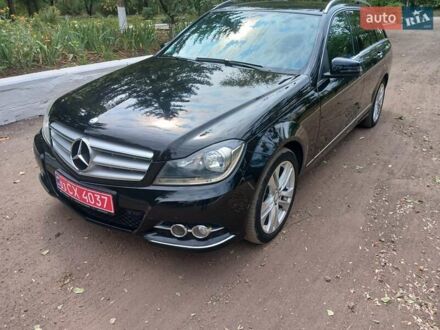 Мерседес Ц-Класс 2013 в Баштанке на Automoto.ua Черный Мерседес Ц-Класс, объемом двигателя 2.15 л и пробегом 245 тыс. км за 13500 $, фото 1 на Automoto.ua
