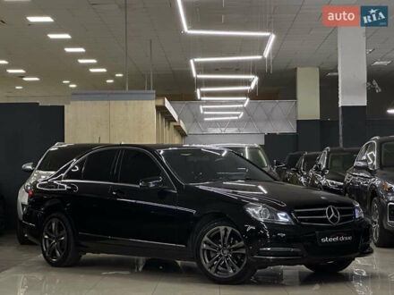 Мерседес Ц-Класс 2013 в Николаеве на Automoto.ua Черный Мерседес Ц-Класс, объемом двигателя 2.2 л и пробегом 314 тыс. км за 12999 $, фото 1 на Automoto.ua