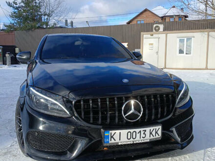 Черный Мерседес Ц-Класс, объемом двигателя 1.99 л и пробегом 117 тыс. км за 20700 $, фото 1 на Automoto.ua