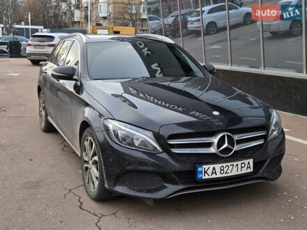 Черный Мерседес Ц-Класс, объемом двигателя 2.2 л и пробегом 93 тыс. км за 21000 $, фото 1 на Automoto.ua