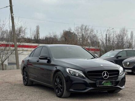 Чорний Мерседес Ц-Клас, об'ємом двигуна 1.6 л та пробігом 267 тис. км за 19650 $, фото 1 на Automoto.ua