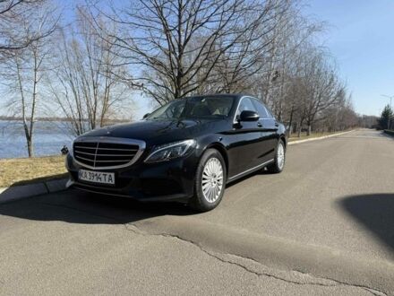 Чорний Мерседес Ц-Клас, об'ємом двигуна 2.1 л та пробігом 208 тис. км за 19999 $, фото 1 на Automoto.ua