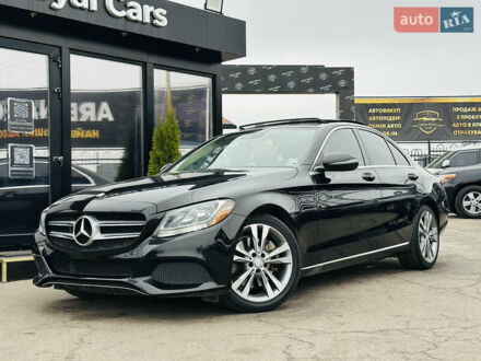 Чорний Мерседес Ц-Клас, об'ємом двигуна 2 л та пробігом 117 тис. км за 17500 $, фото 1 на Automoto.ua