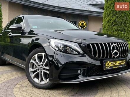 Черный Мерседес Ц-Класс, объемом двигателя 2 л и пробегом 91 тыс. км за 27300 $, фото 1 на Automoto.ua
