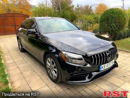 Чорний Мерседес Ц-Клас, об'ємом двигуна 2 л та пробігом 93 тис. км за 22200 $, фото 1 на Automoto.ua