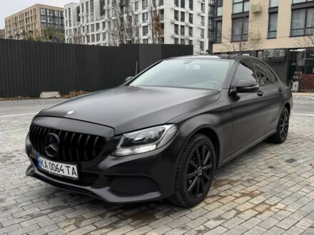 Чорний Мерседес Ц-Клас, об'ємом двигуна 2 л та пробігом 112 тис. км за 22600 $, фото 1 на Automoto.ua