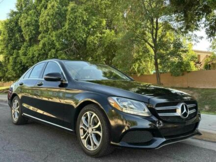 Черный Мерседес Ц-Класс, объемом двигателя 2 л и пробегом 68 тыс. км за 6500 $, фото 1 на Automoto.ua