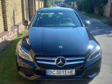 Черный Мерседес Ц-Класс, объемом двигателя 1.6 л и пробегом 73 тыс. км за 27000 $, фото 1 на Automoto.ua