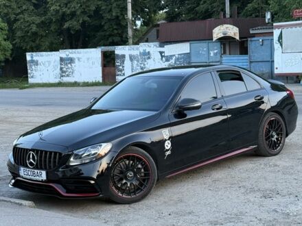 Черный Мерседес Ц-Класс, объемом двигателя 2 л и пробегом 155 тыс. км за 24500 $, фото 1 на Automoto.ua