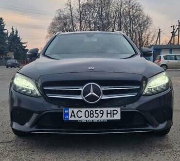 Мерседес Ц-Класс 2019 в Любешов на Automoto.ua Черный Мерседес Ц-Класс, объемом двигателя 1.95 л и пробегом 274 тыс. км за 24999 $, фото 1 на Automoto.ua