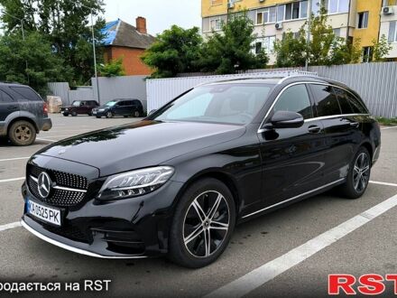 Чорний Мерседес Ц-Клас, об'ємом двигуна 2 л та пробігом 142 тис. км за 25200 $, фото 1 на Automoto.ua