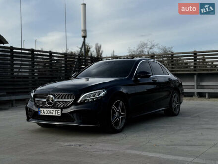 Черный Мерседес Ц-Класс, объемом двигателя 1.99 л и пробегом 48 тыс. км за 35000 $, фото 1 на Automoto.ua