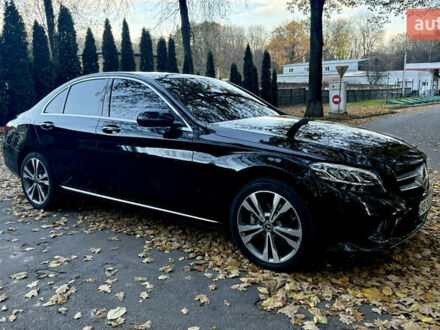 Мерседес Ц-Класс 2020 в Виннице на Automoto.ua Черный Мерседес Ц-Класс, объемом двигателя 1.95 л и пробегом 67 тыс. км за 32800 $, фото 1 на Automoto.ua