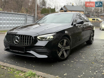 Чорний Мерседес Ц-Клас, об'ємом двигуна 1.5 л та пробігом 13 тис. км за 50900 $, фото 1 на Automoto.ua