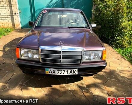 Фиолетовый Мерседес Ц-Класс, объемом двигателя 1.8 л и пробегом 190 тыс. км за 5000 $, фото 4 на Automoto.ua