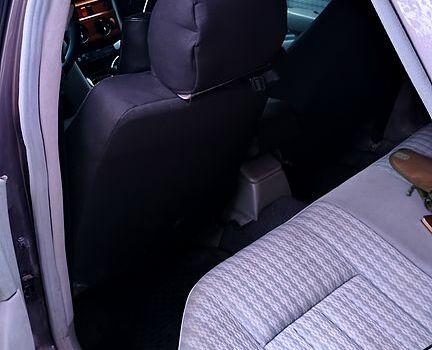 Фіолетовий Мерседес Ц-Клас, об'ємом двигуна 2.3 л та пробігом 0 тис. км за 2400 $, фото 2 на Automoto.ua