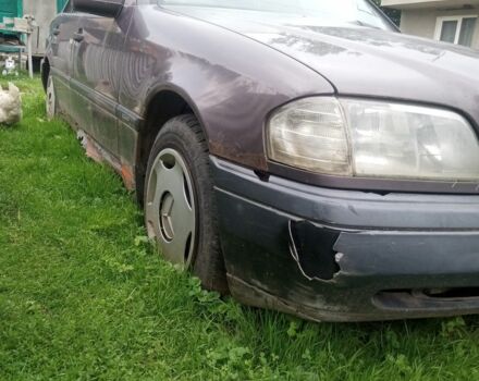 Фіолетовий Мерседес Ц-Клас, об'ємом двигуна 1.8 л та пробігом 555 тис. км за 800 $, фото 16 на Automoto.ua