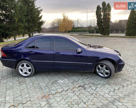 Фіолетовий Мерседес Ц-Клас, об'ємом двигуна 2.15 л та пробігом 213 тис. км за 5100 $, фото 1 на Automoto.ua