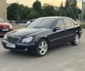 Фиолетовый Мерседес Ц-Класс, объемом двигателя 2.1 л и пробегом 210 тыс. км за 5300 $, фото 1 на Automoto.ua