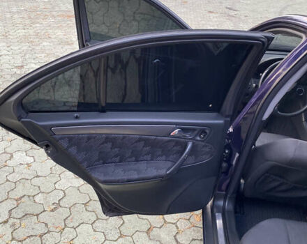 Фіолетовий Мерседес Ц-Клас, об'ємом двигуна 2.15 л та пробігом 213 тис. км за 5100 $, фото 8 на Automoto.ua