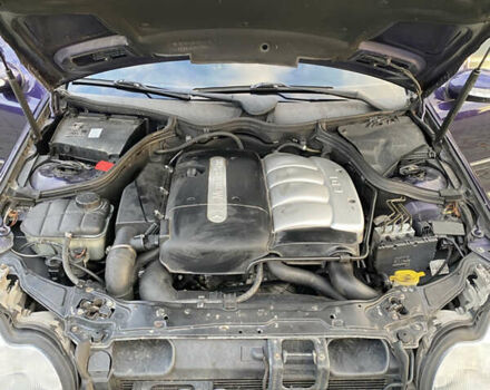 Фиолетовый Мерседес Ц-Класс, объемом двигателя 2.15 л и пробегом 213 тыс. км за 5700 $, фото 17 на Automoto.ua