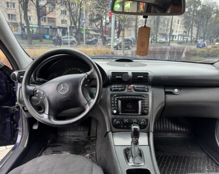 Фиолетовый Мерседес Ц-Класс, объемом двигателя 2.7 л и пробегом 290 тыс. км за 4600 $, фото 18 на Automoto.ua