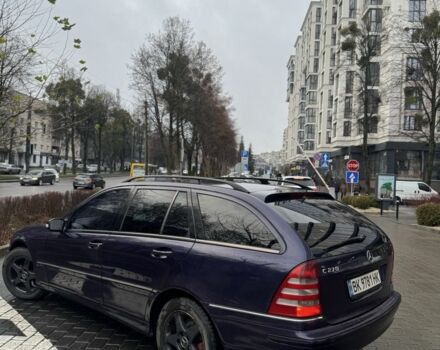 Фиолетовый Мерседес Ц-Класс, объемом двигателя 2.7 л и пробегом 290 тыс. км за 4600 $, фото 12 на Automoto.ua