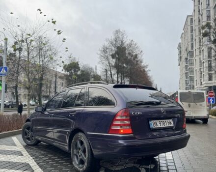 Фиолетовый Мерседес Ц-Класс, объемом двигателя 2.7 л и пробегом 290 тыс. км за 4600 $, фото 15 на Automoto.ua