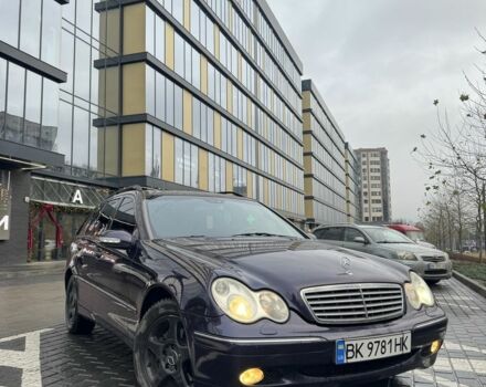 Фиолетовый Мерседес Ц-Класс, объемом двигателя 2.7 л и пробегом 290 тыс. км за 4600 $, фото 6 на Automoto.ua